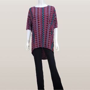 LuLaRoe Irma Women's Red/Purple/Blue Triangle High-Lo Scoop Neck Top, Small, New